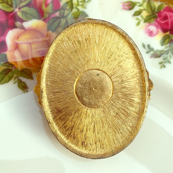 Estee Lauder Coral Cameo Perfume Box - Picture 6 of 8